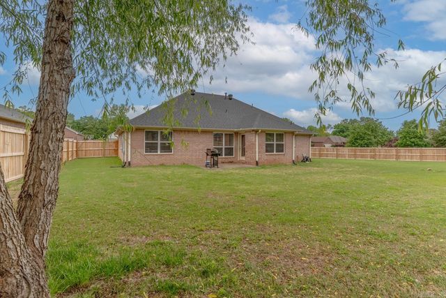 1732 Pilot Court, Jacksonville, AR 72026