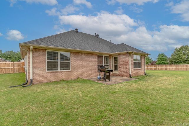 1732 Pilot Court, Jacksonville, AR 72026