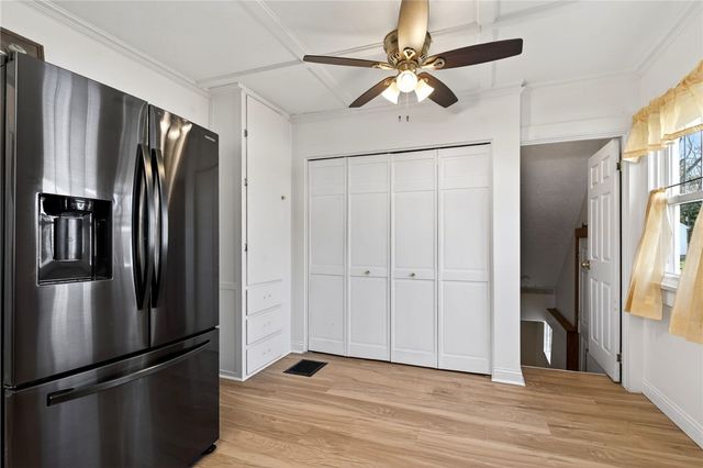 111 W Greenview Drive, Dayton, OH 45415