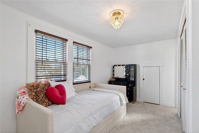 111 W Greenview Drive, Dayton, OH 45415