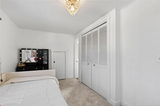 111 W Greenview Drive, Dayton, OH 45415