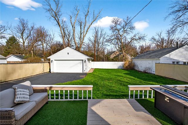 111 W Greenview Drive, Dayton, OH 45415