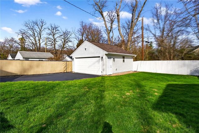 111 W Greenview Drive, Dayton, OH 45415