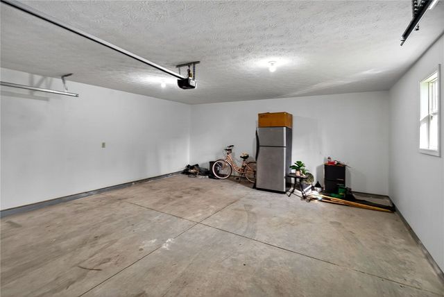 111 W Greenview Drive, Dayton, OH 45415