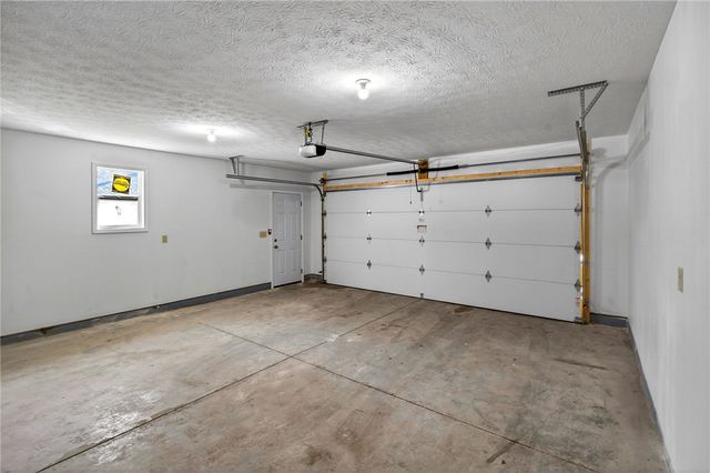 111 W Greenview Drive, Dayton, OH 45415