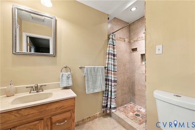 12113 Chesmount Dr, Chesterfield, VA 23832