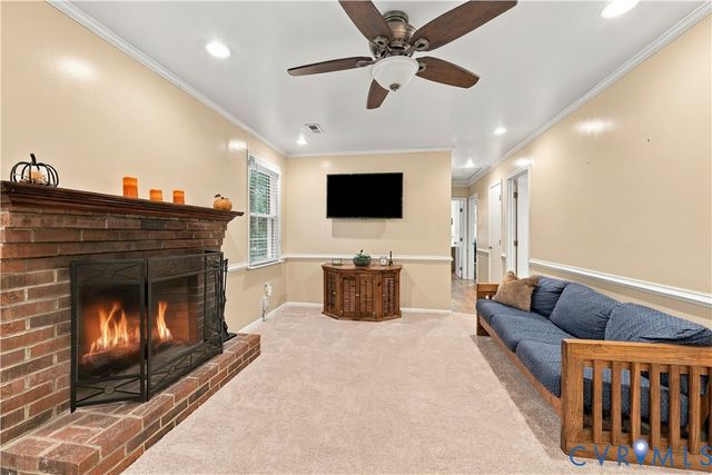 12113 Chesmount Dr, Chesterfield, VA 23832