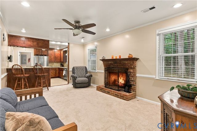 12113 Chesmount Dr, Chesterfield, VA 23832