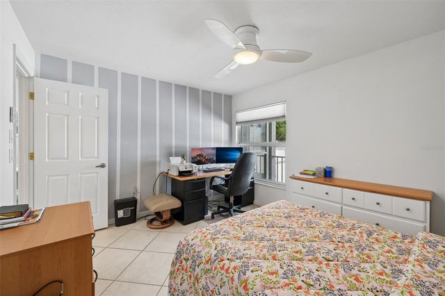 1041 CAPRI ISLES BOULEVARD 209, Venice, FL 34292