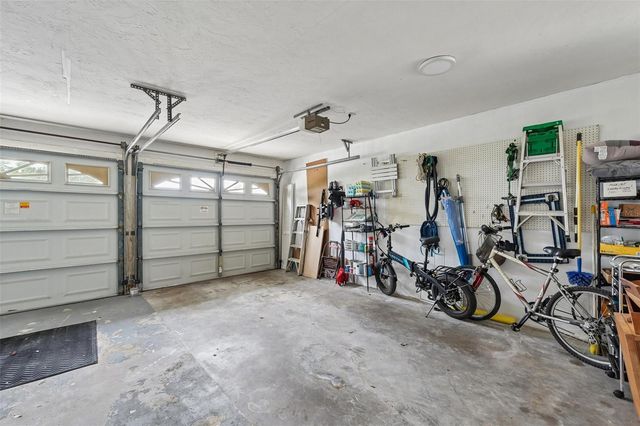 1041 CAPRI ISLES BOULEVARD 209, Venice, FL 34292
