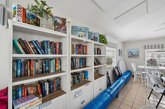 1041 CAPRI ISLES BOULEVARD 209, Venice, FL 34292