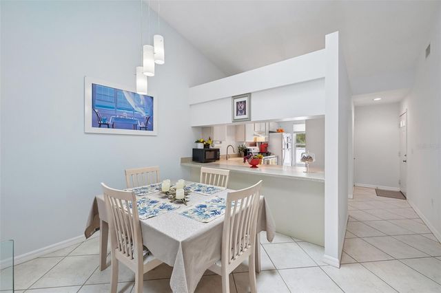 1041 CAPRI ISLES BOULEVARD 209, Venice, FL 34292