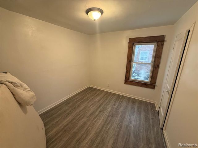16527 Beaverland Street, Detroit, MI 48219