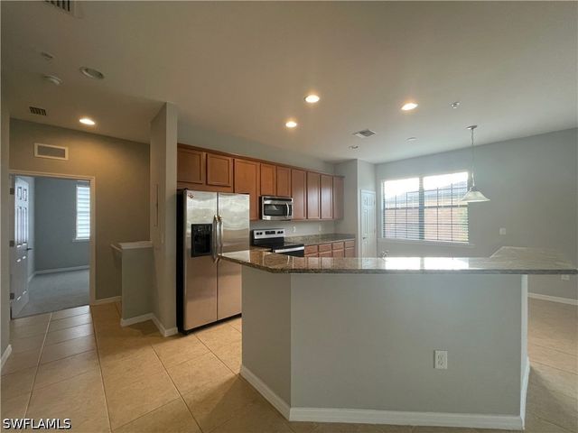 3702 Pino Vista WAY 3, Estero, FL 33928