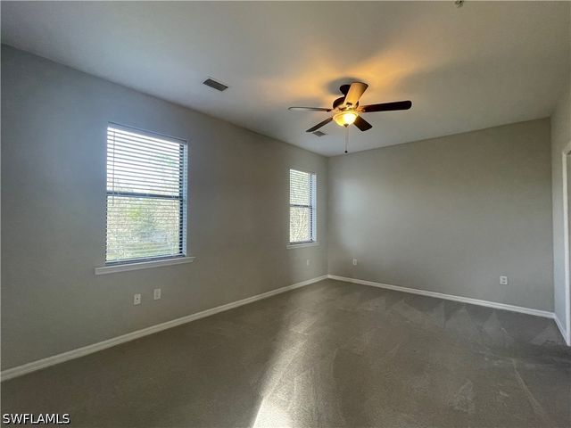 3702 Pino Vista WAY 3, Estero, FL 33928