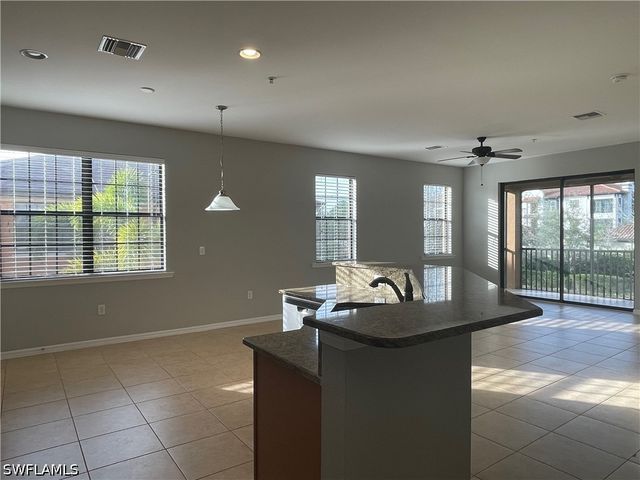 3702 Pino Vista WAY 3, Estero, FL 33928