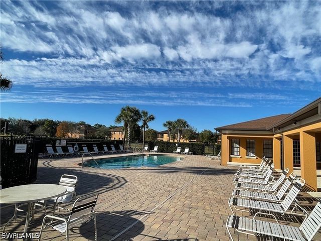 3702 Pino Vista WAY 3, Estero, FL 33928