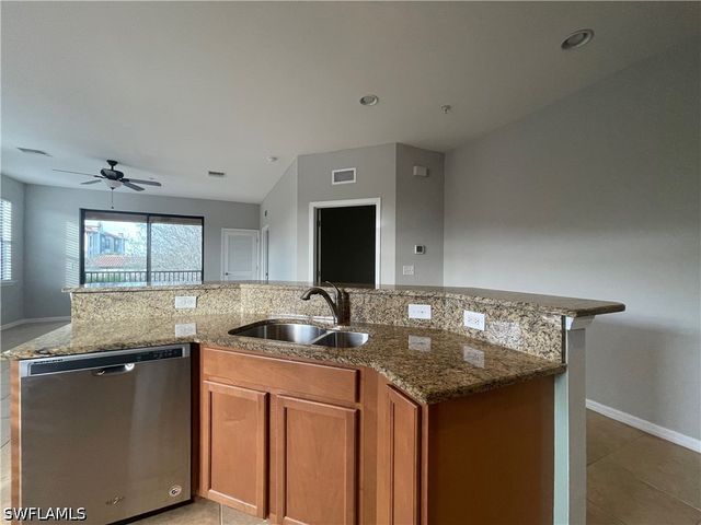 3702 Pino Vista WAY 3, Estero, FL 33928