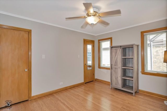 10118 S Turner Avenue, Evergreen Park, IL 60805