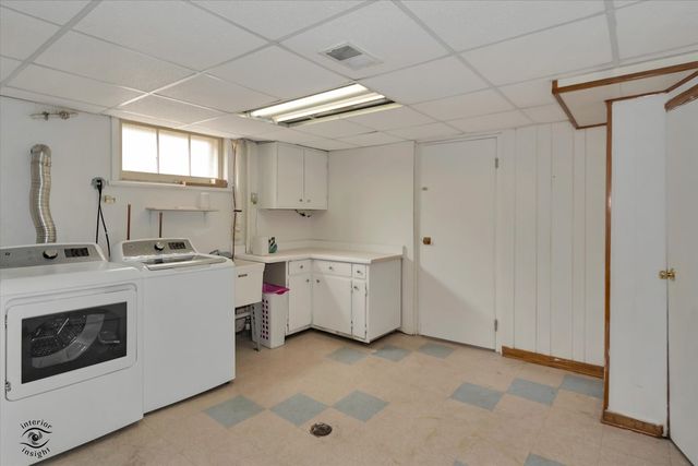10118 S Turner Avenue, Evergreen Park, IL 60805