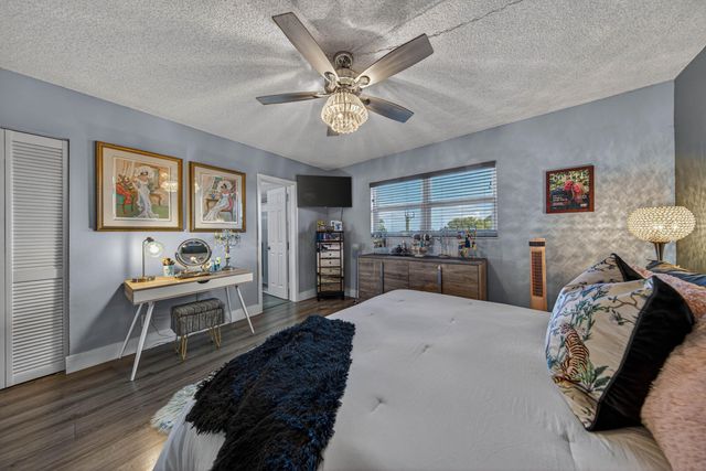 804 SE 7th Street SE 401, Deerfield Beach, FL 33441