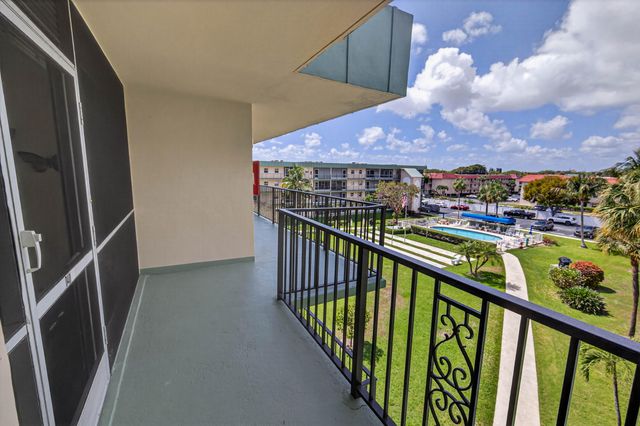 804 SE 7th Street SE 401, Deerfield Beach, FL 33441