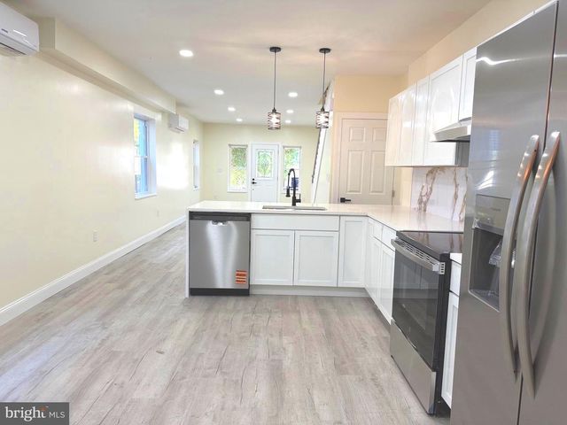 527 BEECH ST, Pottstown, PA 19464