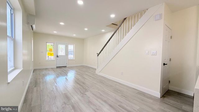 527 BEECH ST, Pottstown, PA 19464