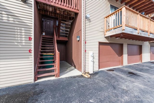 565 DEAN Drive F, South Elgin, IL 60177