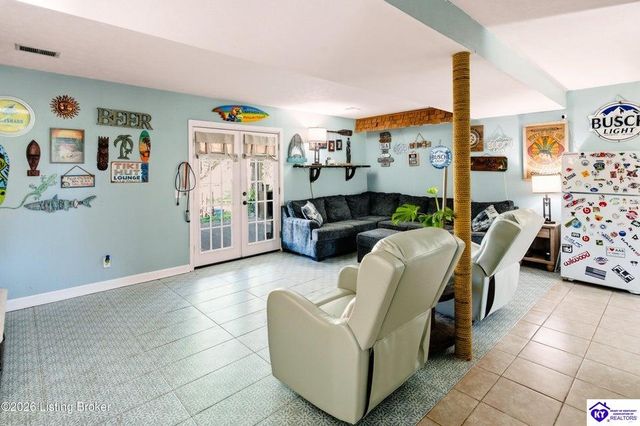 202 Cedarview Drive, Shepherdsville, KY 40165