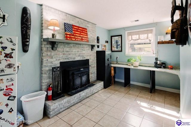 202 Cedarview Drive, Shepherdsville, KY 40165