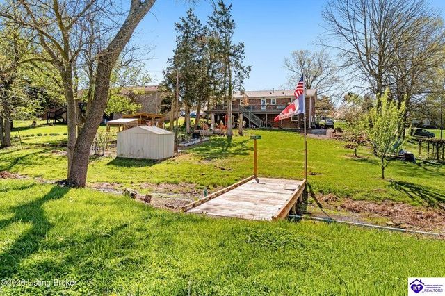 202 Cedarview Drive, Shepherdsville, KY 40165