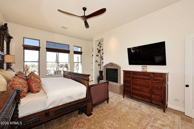 36674 N VASARI Drive, Scottsdale, AZ 85262