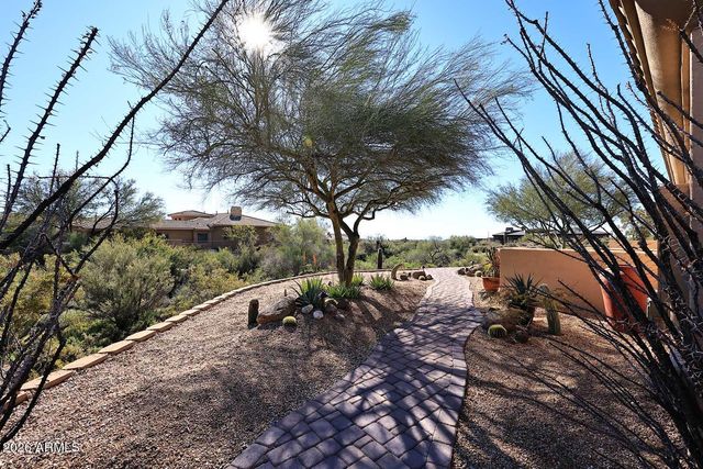 36674 N VASARI Drive, Scottsdale, AZ 85262