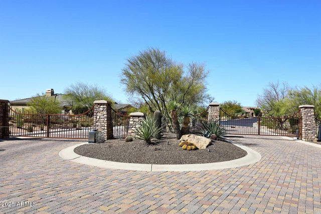 36674 N VASARI Drive, Scottsdale, AZ 85262