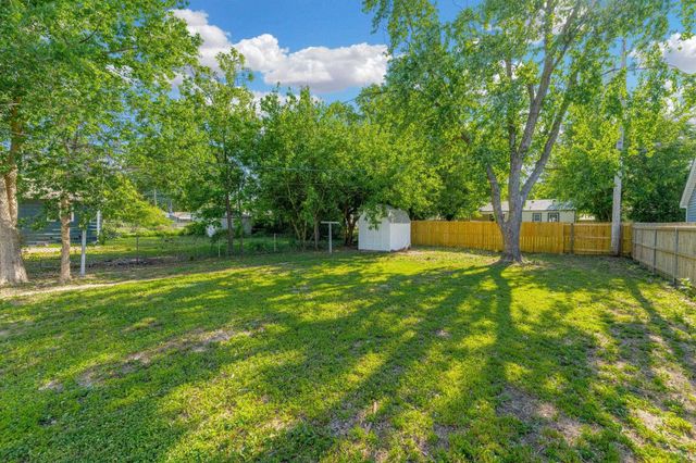 1844 S Volutsia Ave, Wichita, KS 67211