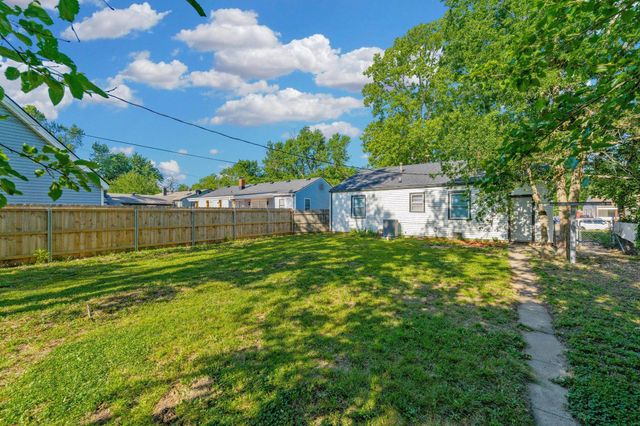 1844 S Volutsia Ave, Wichita, KS 67211