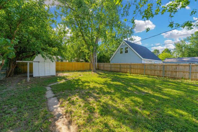 1844 S Volutsia Ave, Wichita, KS 67211
