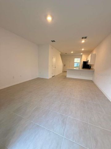 2975 SKYLINE LOOP, Kissimmee, FL 34758