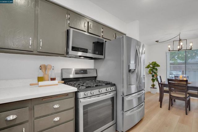 1120 Kenwal Rd C, Concord, CA 94521