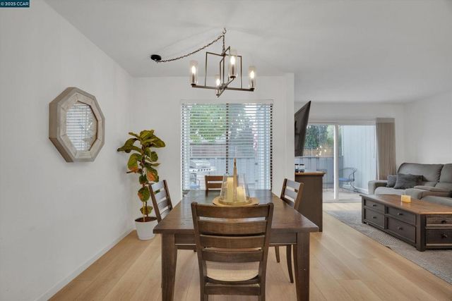 1120 Kenwal Rd C, Concord, CA 94521