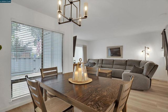 1120 Kenwal Rd C, Concord, CA 94521