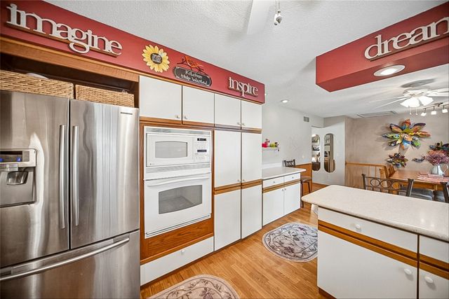 2055 E Leland Avenue, Des Moines, IA 50320