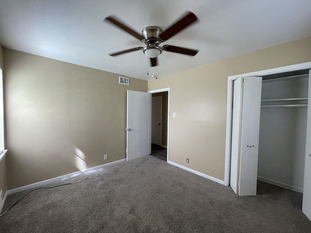 2310 Gilbert Circle, Arlington, TX 76010