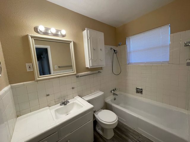 2310 Gilbert Circle, Arlington, TX 76010