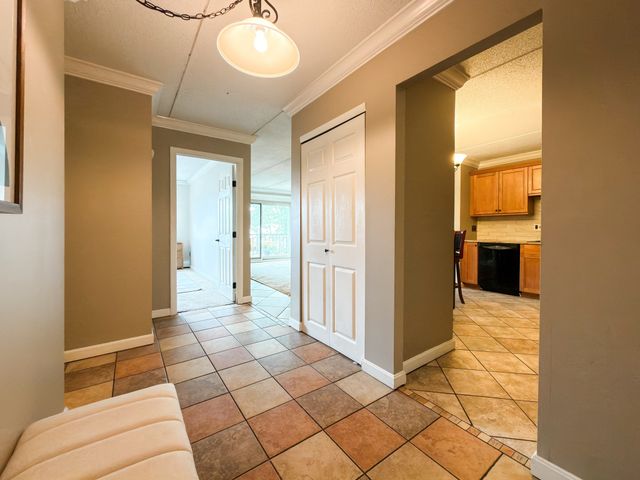 80 N Warren St 37, Woburn, MA 01801