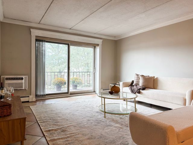 80 N Warren St 37, Woburn, MA 01801