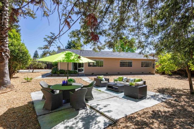 10101 Richwood Drive, Cupertino, CA 95014