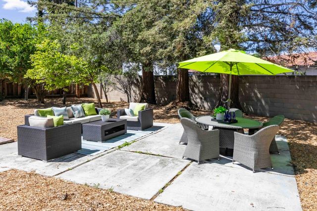 10101 Richwood Drive, Cupertino, CA 95014