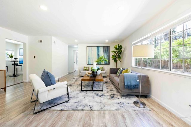 10101 Richwood Drive, Cupertino, CA 95014